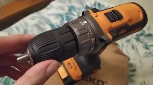 Люфт патрона на шуруповерте DEKO 20V