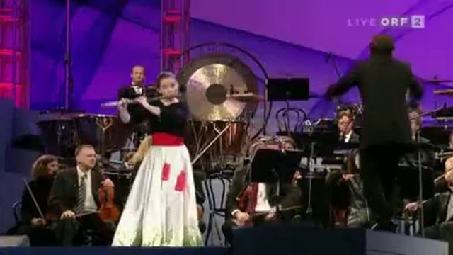 Eva Nina Kozmus, Jacques Ibert - Flute concerto, 3rd mov. смотреть онлайн