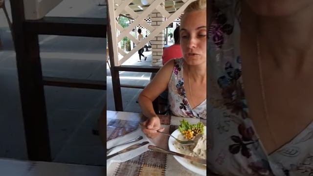 Кафе и столовые Пицунды, обзор,цены,сравнение смотреть онлайн
