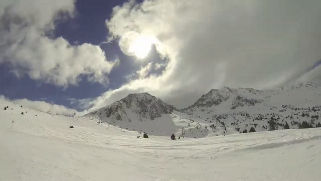 Teaser Esquiada Juanan, Adri y Xavi Grandvalira 2013 смотреть онлайн