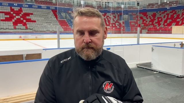 Тренер вратарей «Металлурга» Дмитрий Ячанов и голкипер Вячеслав Бугров - о сборе в Саранске смотреть онлайн