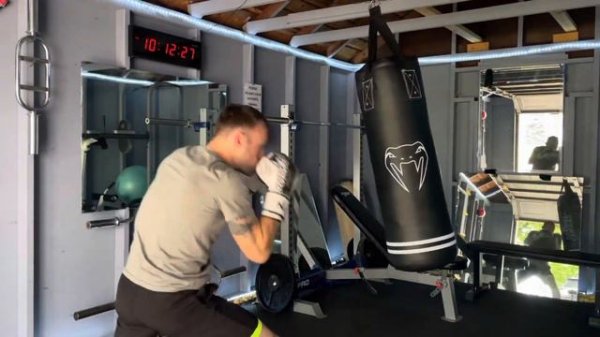 Learn 2 Isaac "PITBULL" Cruz Tricks & Setups #boxing