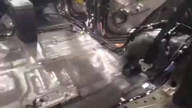 Комплекс работ по шумоизоляции автомобиля является максимально бюджетным вариантом смотреть онлайн