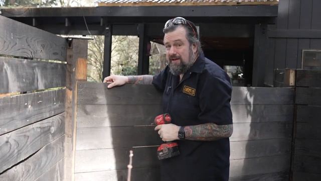 Eric's Pro-Tips: Deck Hangers, Fence Repair and Rose Trimming смотреть онлайн