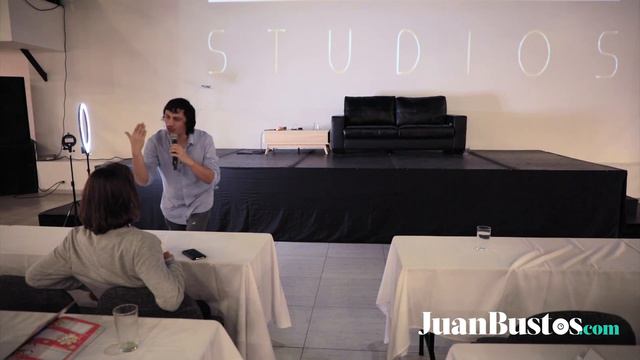 9 preguntas que se hace toda modelo webcam - Conferencia Juan Bustos смотреть онлайн
