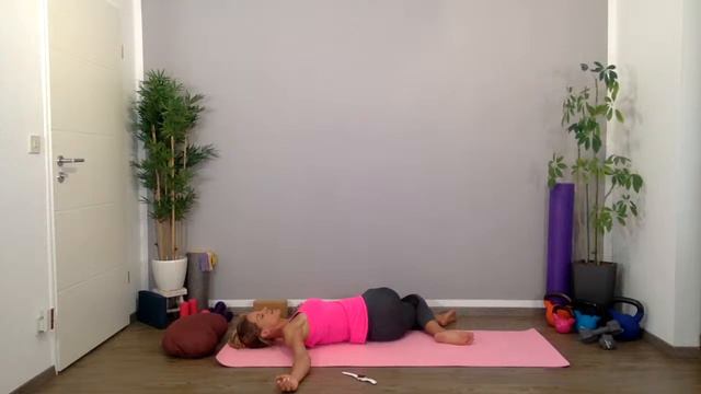 HappyAndFitFitnessLiveTraining - YinYoga смотреть онлайн