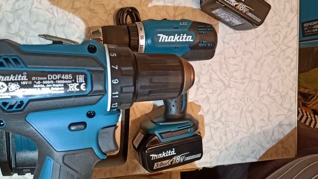 Makita DDF453RFE лучший донор акб -единственный шуруповерт который стоит брать именно комплектом смотреть онлайн