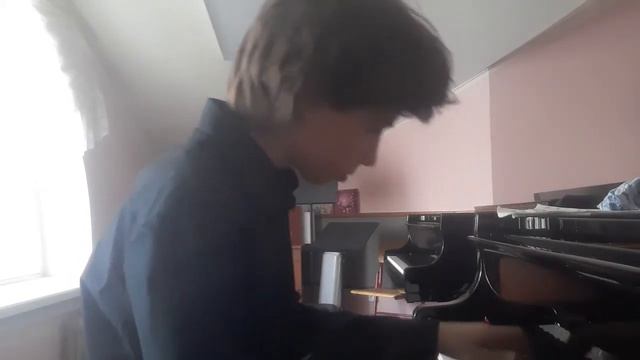 Ф.Шопен - Этюд №5, Соч.10, Соль бемоль Мажор Артём Шило Chopin - Etude No.5 ор.10 Ges-dur Black Ke смотреть онлайн
