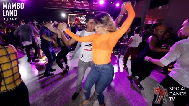 Mus DC & Jasmina Berardi - Salsa Social Dancing | Mamboland Milano 2019 смотреть онлайн