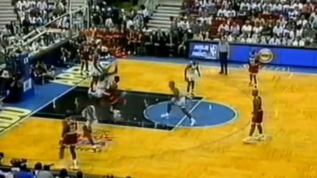 Clyde Drexler (23pts/11rebs/7asts) vs. Magic ('95 Finals, Game 1) смотреть онлайн