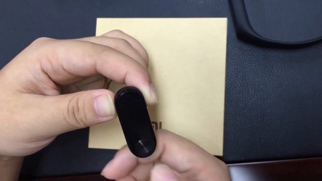 Распаковка и обзор самого браслета Xiaomi MI BAND 2 Фитнес под контролем! смотреть онлайн
