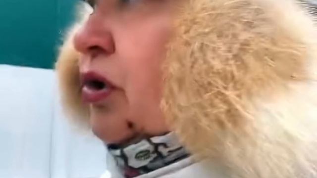 ХОТЬ ЧТО МНЕ ПИШИТЕ! НОШУ ШАПКУ С УШАМИ И КАЙФУЮ! смотреть онлайн