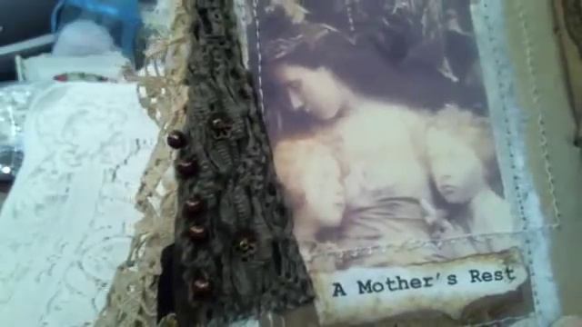 A mother's Love Fabric Journal from Suziqusthreadworks! смотреть онлайн
