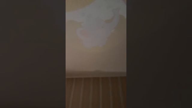 Распаковка игрушки для малышей развивающего центра в кроватку "Жирафики" видеообзор смотреть онлайн