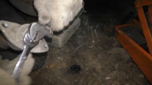 Замена задних амортизаторов VW Polo Sedan и Skoda Rapid