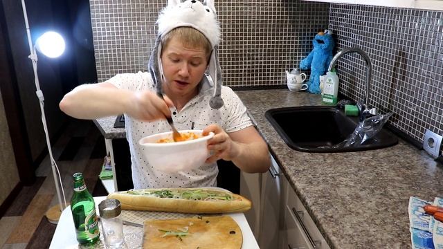 ОГРОМНЫЙ ХОТ ДОГ в домашних условиях за 100 рублей смотреть онлайн
