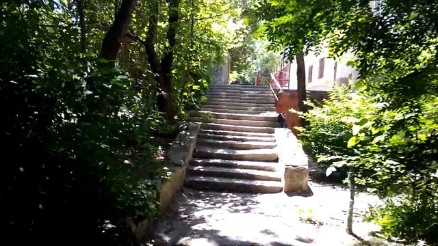 Крым Феодосия, Володарские дворики/УЛОЧКИ ФЕОДОСИИ|#Арка_благодарности #сквер_40_летия_освобождения смотреть онлайн