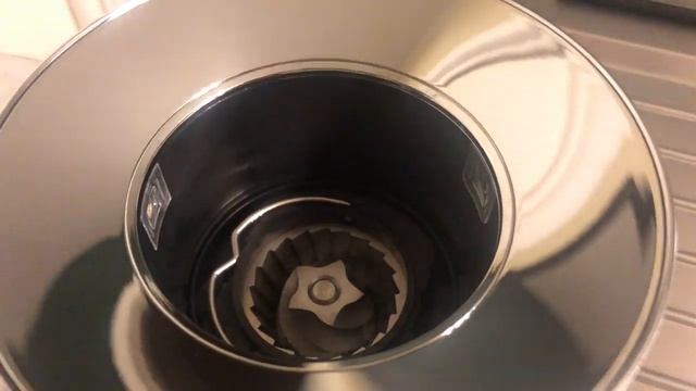 Delonghi La Specialista смотреть онлайн