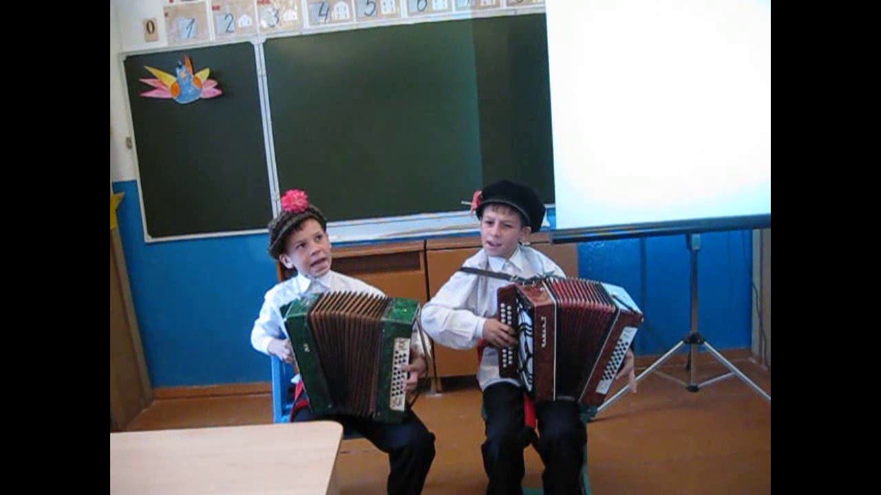 Коробейники под гармонь (2011 и 2019 годы) смотреть онлайн