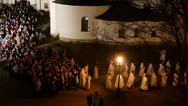 Крестный ход под Праздничный колокол Софийской звонницы Пасха 2014 Великий Новгород смотреть онлайн