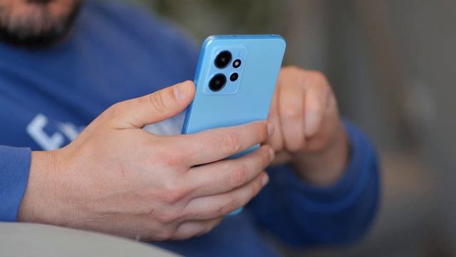 Xiaomi Redmi Note 12 : le smartphone qui ne vous laissera pas sur la paille ! (Test complet) смотреть онлайн