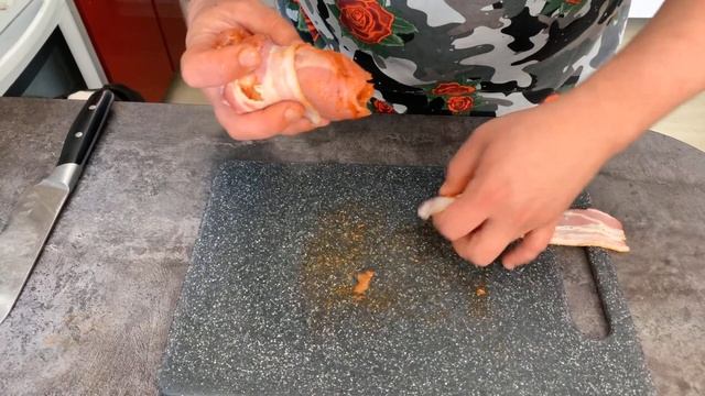 Куриные рулетики с беконом и сыром / Очень вкусный и сытный ужин смотреть онлайн