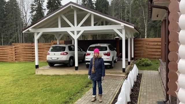 ОТЗЫВ ЗАКАЗЧИКА навес из клееного бруса для 2ух авто 6х6м. Московские Навесы. смотреть онлайн