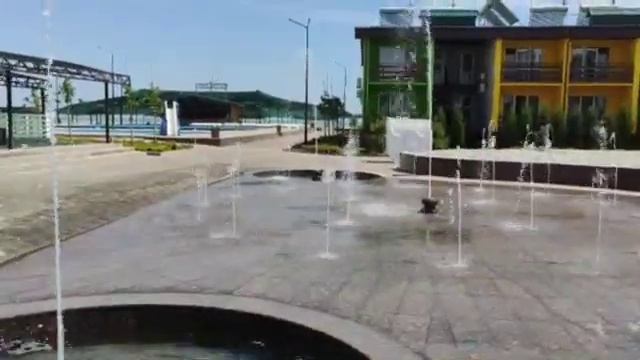 База отдыха Перлина Таврії в Кирилловке смотреть онлайн