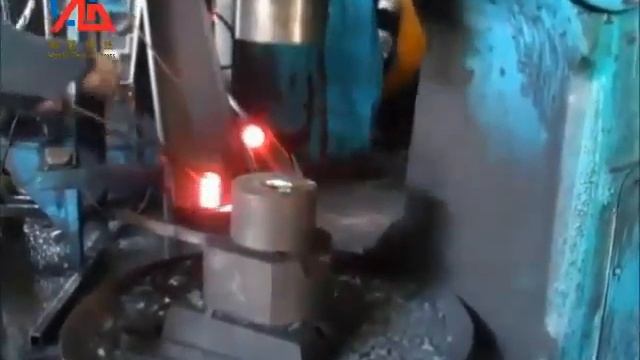 Как его металлический шар на ковочных молоток смотреть онлайн