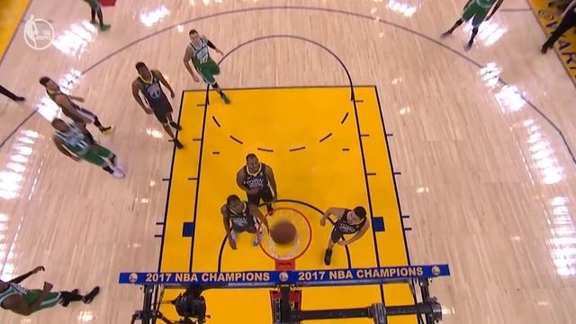 Kyrie Irving and Stephen Curry Duel at Oracle | January 27, 2018 смотреть онлайн