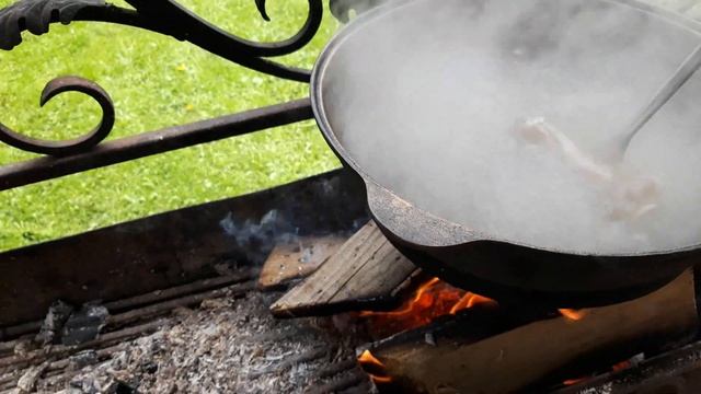 Царская уха. Уха из петуха. Уха в казане смотреть онлайн