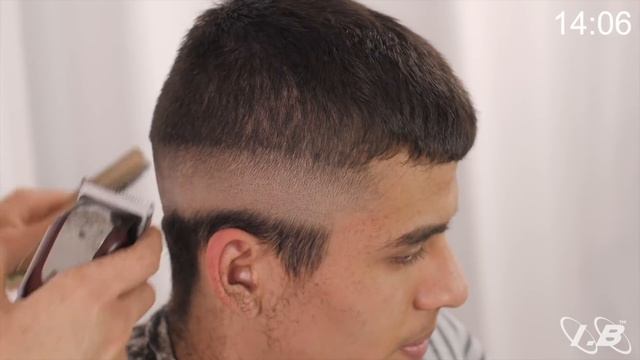 Flawless FADE Technique - BARBER Tutorial