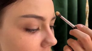 Как нанести тональный крем, чтобы его никто не заметил?