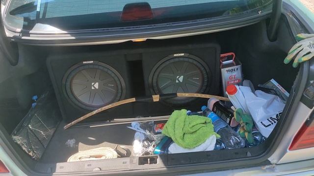 Мерседес W210 5.5 Amg занимаюсь машиной привожу в порядок.