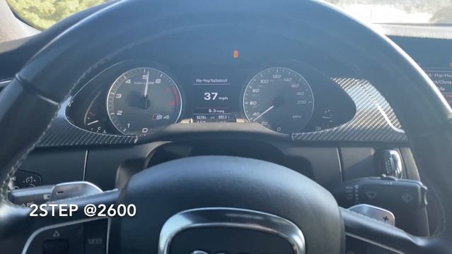 B8 Audi S4 uses 2STEP Launch Control! смотреть онлайн