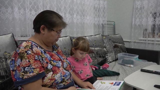 Учим букварь. Когда у Дарины пробные экзамены ? 23.12.21.