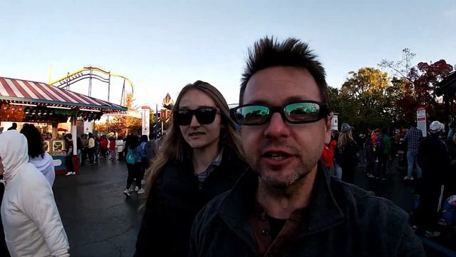 Six Flags Great America Fright Fest & Park Tour & Review T5 The Traveler смотреть онлайн