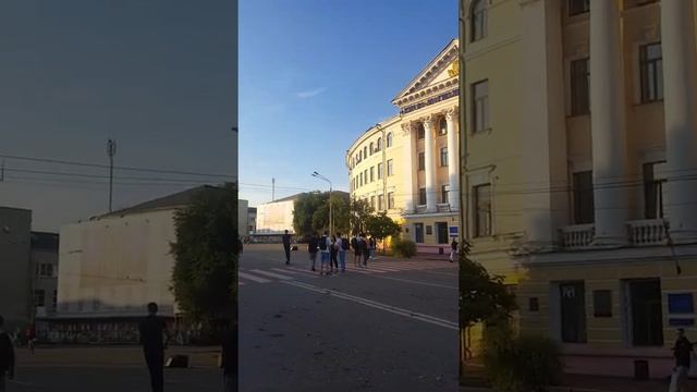 Вечер в Киеве . Контрактовая площадь. #киев2021 #центр #3to1 #kontraktovaploscha #kyivevening смотреть онлайн