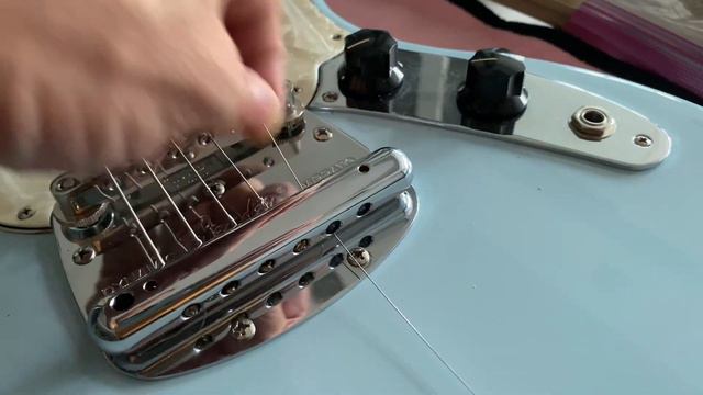Fender Jag-Stang Tailpiece Flip and Ernie Ball Beefy Slinky | Sound Demo смотреть онлайн