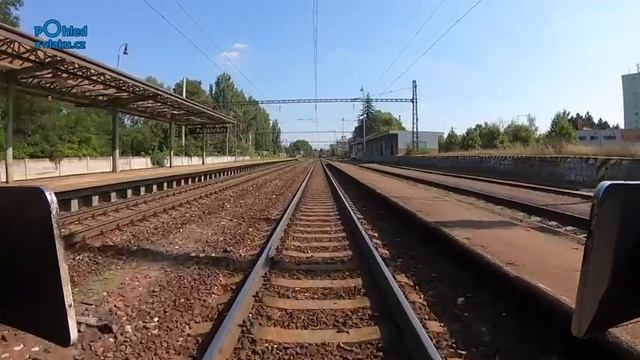 Praha Hl. N. - Hradec Králové Hl. N.  / POHLED NA TRAŤ Z ČELA SOUPRAVY/ HD KVALITA