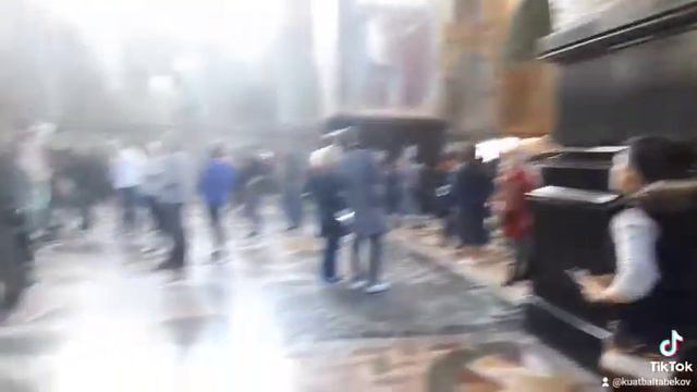 Спас на крови. внутри здания смотреть онлайн