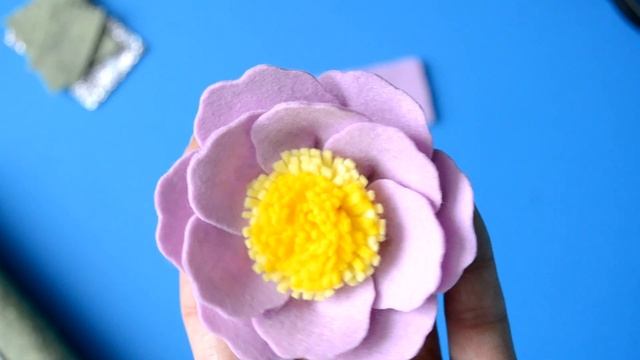Цветы из ФЕТРА . Квіти з фетру. DIY. Flower of felt / Своими Руками Мастер Класс Фетр смотреть онлайн