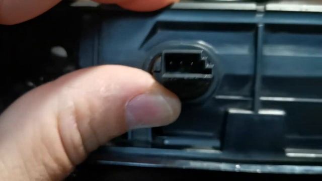 Ремонт кнопки багажника Mini Cooper смотреть онлайн