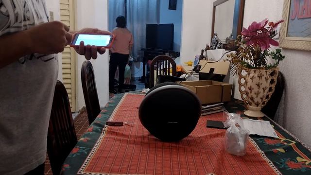 Minha - Onyx Studio 7 - não suporta graves no volume máximo смотреть онлайн