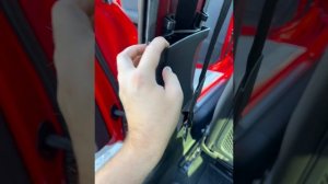 Как снять ремни безопасности Audi