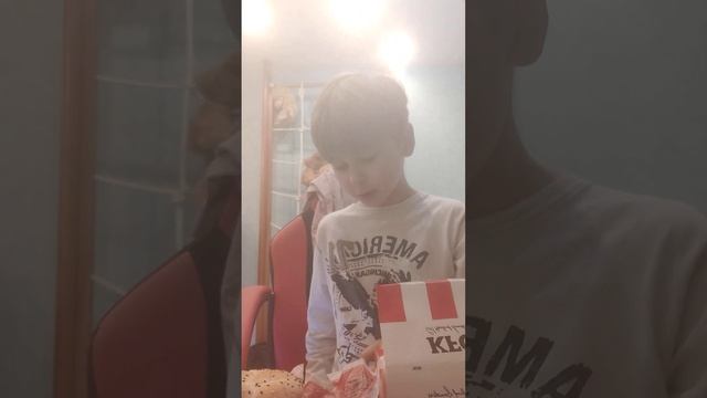 Я пробую KFC смотреть онлайн
