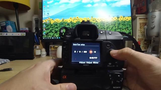 Old Things And Still Awesome Sony A200W with Flash & Grip #Sony #SonyCamera #SonyDSLR #OldThings смотреть онлайн
