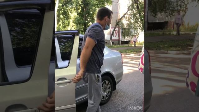Рейд "Безопасное детское кресло" около дет поликлиники №2, 5 08 2020 смотреть онлайн