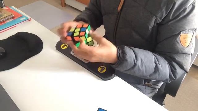 2x2, 3x3, Pyra, Skewb and Magic Relay смотреть онлайн