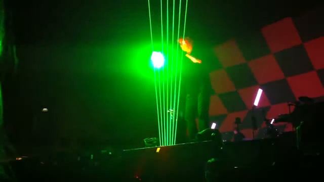 Rendez Vous 3 Laser Harp смотреть онлайн